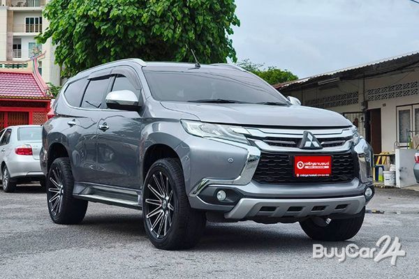 2015 Mitsubishi PAJERO SPORT