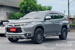 2015 Mitsubishi PAJERO SPORT (ปี 15-18) 2.4 GT Premium 4WD thumbnail 3