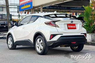 2018 Toyota C-HR (ปี 17-23) 1.8 HV Mid thumbnail 4