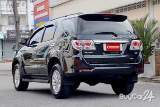 2012 Toyota FORTUNER (Year 12-15) 3.0 V thumbnail 4