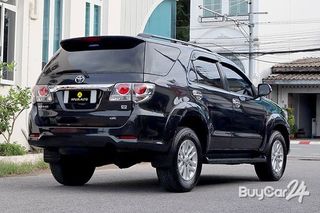 2012 Toyota FORTUNER (Year 12-15) 3.0 V thumbnail 6