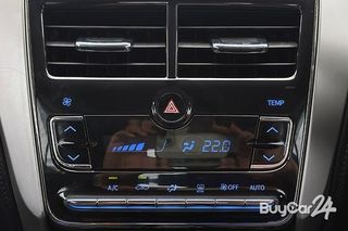 2017 Toyota Yaris Ativ (ปี 17-22) 1.2 G thumbnail 15