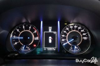 2016 Toyota FORTUNER (Year 15-25) 2.4 V thumbnail 11