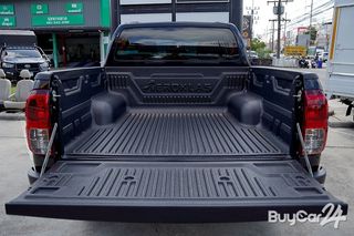 2019 Toyota HILUX REVO Double Cab 2.8 G Double Cab 4WD thumbnail 9