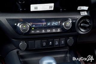 2019 Toyota HILUX REVO Double Cab 2.8 Rocco Double Cab 4WD thumbnail 15