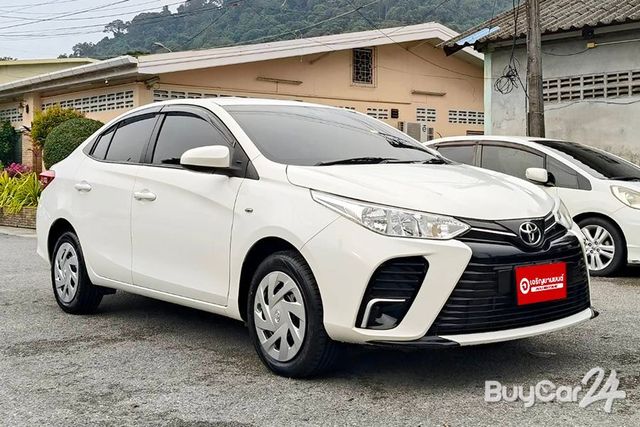 2022 Toyota Yaris Ativ
