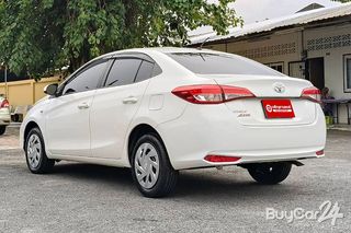 2022 Toyota Yaris Ativ (ปี 17-22) 1.2 Entry thumbnail 4