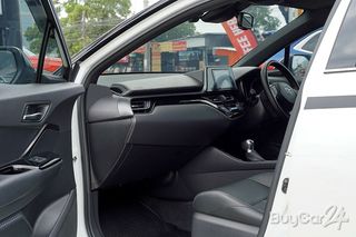 2023 Toyota C-HR (ปี 17-23) 1.8 HEV GR Sport thumbnail 15
