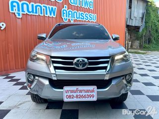 2017 Toyota FORTUNER (Year 15-25) 2.4 V thumbnail 3