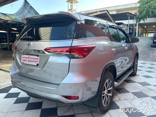 2017 Toyota FORTUNER (Year 15-25) 2.4 V thumbnail 7