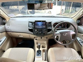 2013 Toyota HILUX VIGO Champ Double Cab (Year 11-15) 3.0 Champ G Prerunner Double Cab thumbnail 11