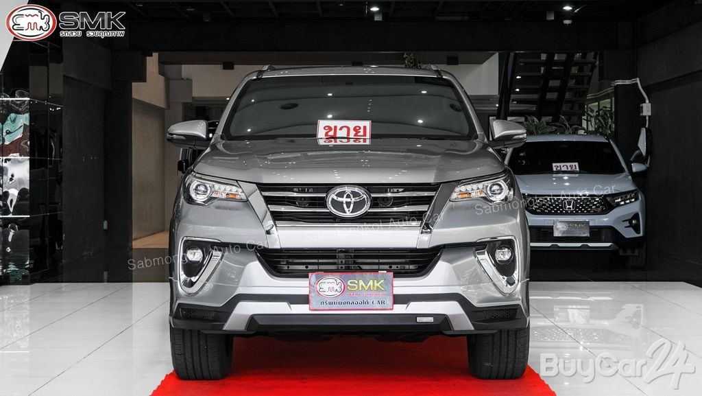 2018 Toyota FORTUNER (Year 15-25) 2.4 V 4WD - 1