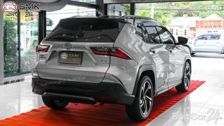 2024 Toyota Yaris Cross (Year 23-29) 1.5 HEV Premium Luxury thumbnail 7