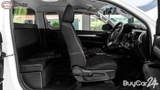 2022 Toyota HILUX REVO Smart Cab 2.4 Prerunner Entry Smart Cab thumbnail 12
