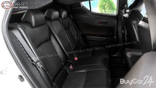 2021 Toyota C-HR (Year 17-23) 1.8 HEV Premium Safety thumbnail 12
