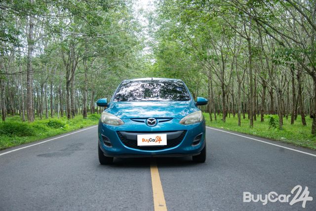 2013 Mazda 2