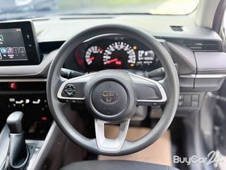 2025 Toyota Yaris Ativ (Year 22-28) 1.2 Sport thumbnail 7