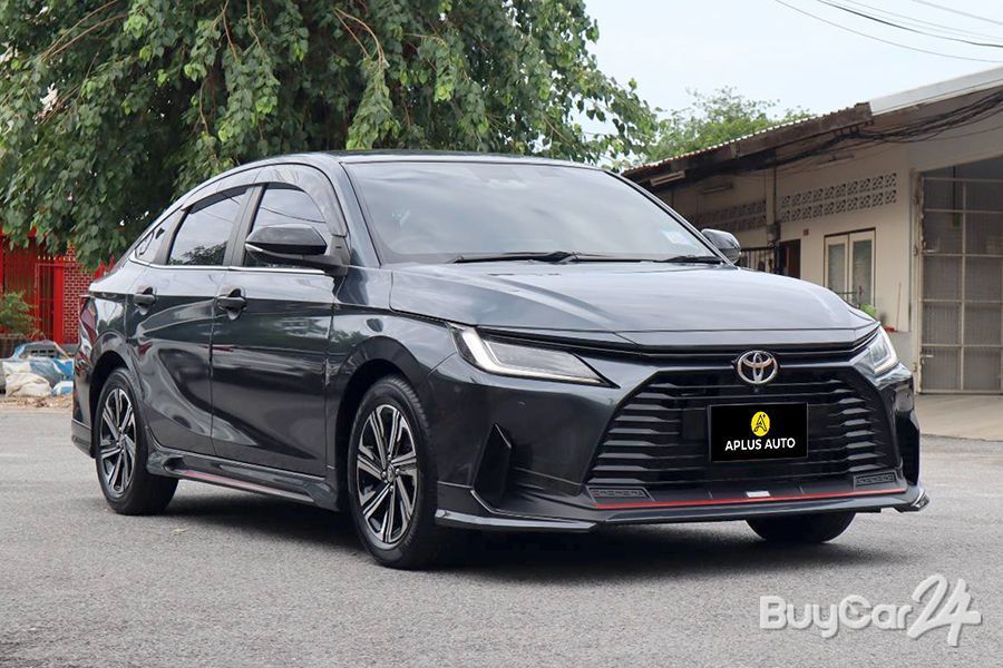 2023 Toyota Yaris Ativ (Year 22-28) 1.2 Premium Luxury - 1