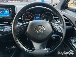 2018 Toyota C-HR (ปี 17-23) 1.8 HV Mid thumbnail 11