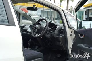 2010 Honda JAZZ (ปี 08-14) 1.5 S thumbnail 11