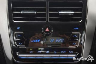 2017 Toyota Yaris Ativ (ปี 17-22) 1.2 G thumbnail 15