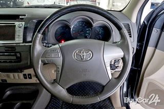 2012 Toyota FORTUNER (Year 12-15) 3.0 V thumbnail 11