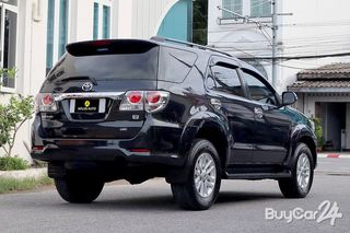 2012 Toyota FORTUNER (Year 12-15) 3.0 V thumbnail 6