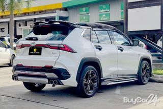 2024 Toyota Yaris Cross (Year 23-29) 1.5 HEV Premium thumbnail 6