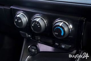 2016 Toyota VIOS (Year 13-17) 1.5 Exclusive thumbnail 18