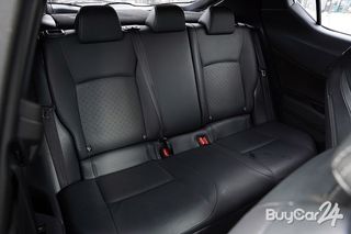 2019 Toyota C-HR (Year 17-23) 1.8 HV Hi thumbnail 19