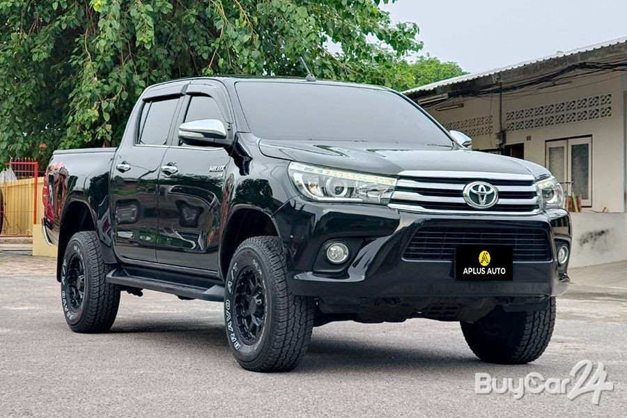 2015 Toyota HILUX REVO Double Cab 2.8 G Double Cab 4WD - 1