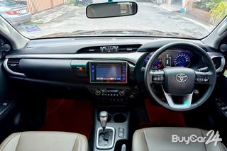 2015 Toyota HILUX REVO Double Cab 2.8 G Double Cab 4WD thumbnail 19