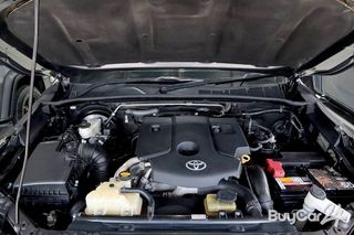 2016 Toyota FORTUNER (ปี 15-25) 2.4 V thumbnail 9