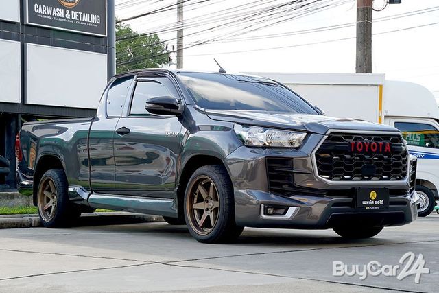 2022 Toyota HILUX REVO