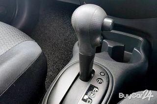 2011 Nissan MARCH (ปี 10-21) 1.2 E thumbnail 16