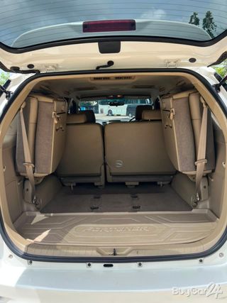 2013 Toyota FORTUNER (Year 12-15) 3.0 V 4WD thumbnail 5
