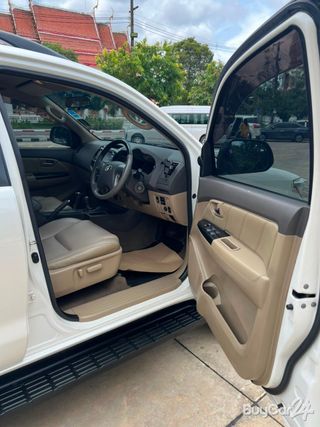 2013 Toyota FORTUNER (Year 12-15) 3.0 V 4WD thumbnail 4