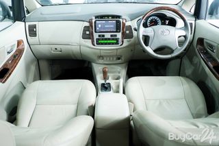 2015 Toyota INNOVA (Year 11-15) 2.0 V thumbnail 9
