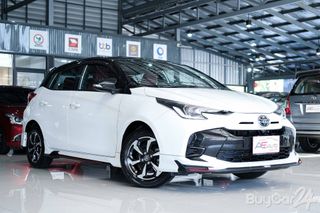 2023 Toyota YARIS (ปี 17-25) 1.2 Premium S (2-Tone) thumbnail 3