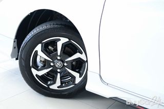 2023 Toyota YARIS (ปี 17-25) 1.2 Premium S (2-Tone) thumbnail 8
