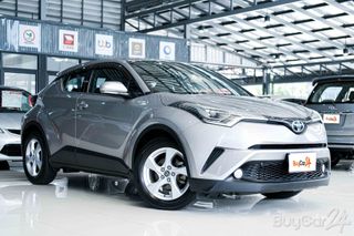 2018 Toyota C-HR (Year 17-23) 1.8 HV Hi thumbnail 3