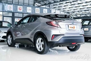 2018 Toyota C-HR (Year 17-23) 1.8 HV Hi thumbnail 6