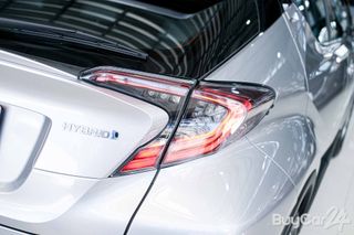 2018 Toyota C-HR (Year 17-23) 1.8 HV Hi thumbnail 9