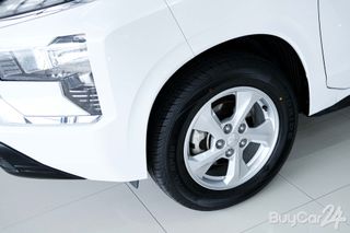 2023 Mitsubishi Xpander (Year 22-27) 1.5 GLS-LTD thumbnail 8
