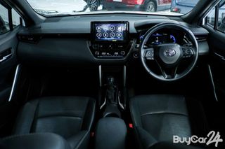 2023 Toyota Corolla Cross (Year 20-26) 1.8 Hybrid Premium Safety GR Sport thumbnail 11