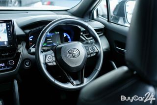 2023 Toyota Corolla Cross (Year 20-26) 1.8 Hybrid Premium Safety GR Sport thumbnail 14