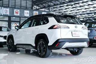 2023 Toyota Corolla Cross (Year 20-26) 1.8 Hybrid Premium Safety GR Sport thumbnail 6