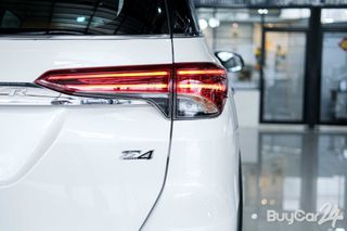 2016 Toyota FORTUNER (ปี 15-25) 2.8 V 4WD thumbnail 10