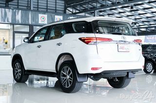 2016 Toyota FORTUNER (ปี 15-25) 2.8 V 4WD thumbnail 6